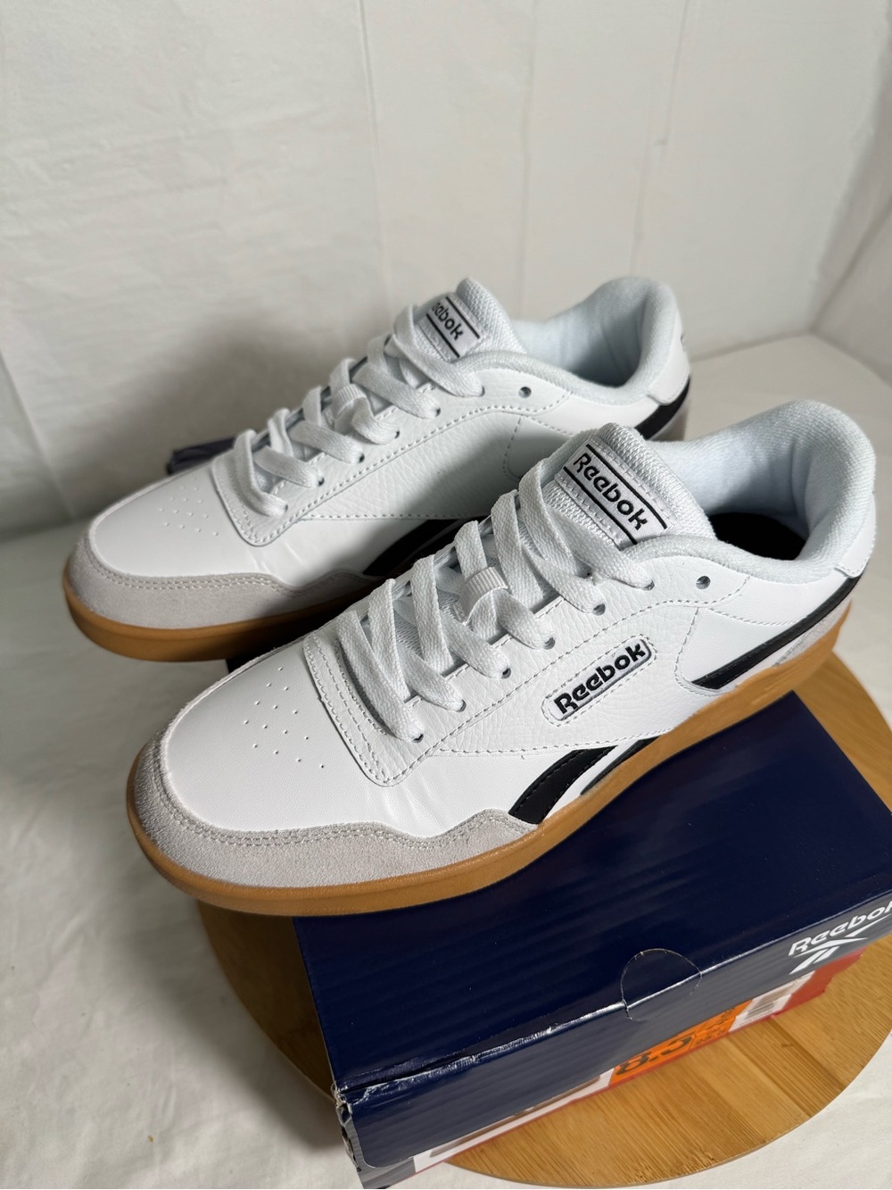 Reebok Women’s Sneakers Size 8.5 White Mist Grey Black Gum Sole New in Box